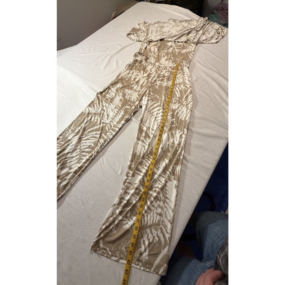 Chico's Palm Pattern Jumpsuit Wide-Leg Sleeveless Feather Tan Size 2 - Picture 8 of 14